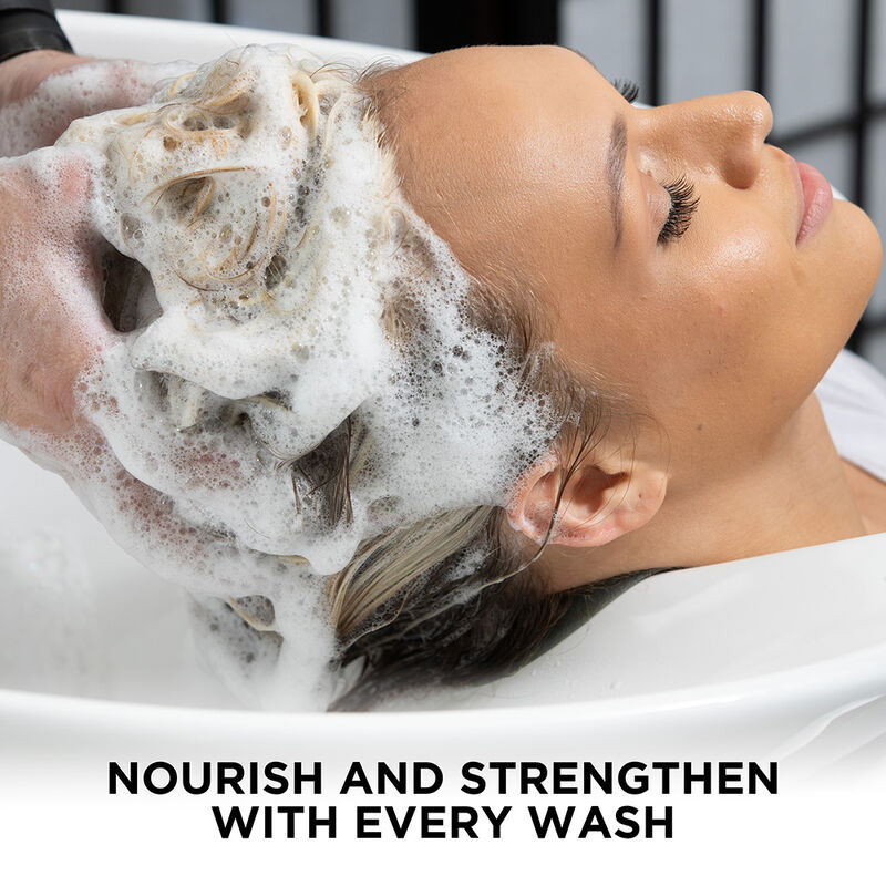 CHI Royal Treatment Bond and Repair Shampoo 946ML - Image 2